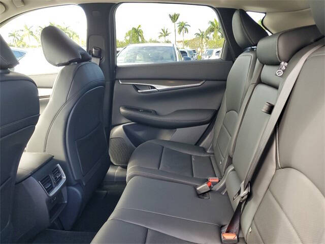 2025 Infiniti QX50 Luxe