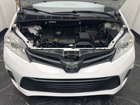 2019 Toyota Sienna L 7-Passenger