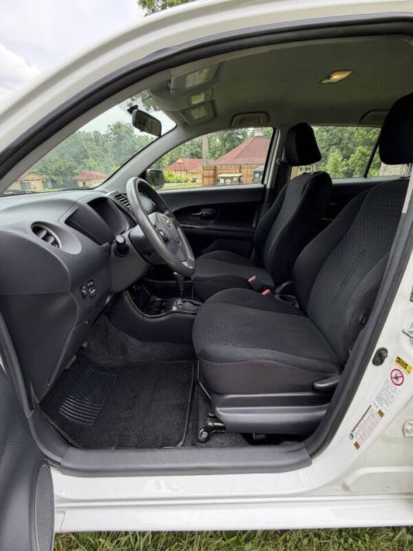2008 Scion xD