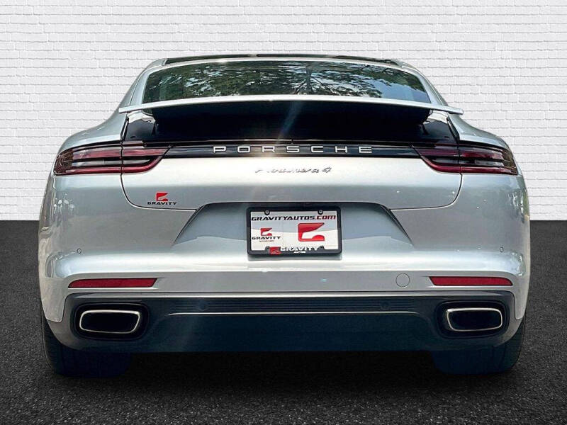2020 Porsche Panamera 4