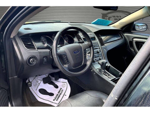 2011 Ford Taurus Limited