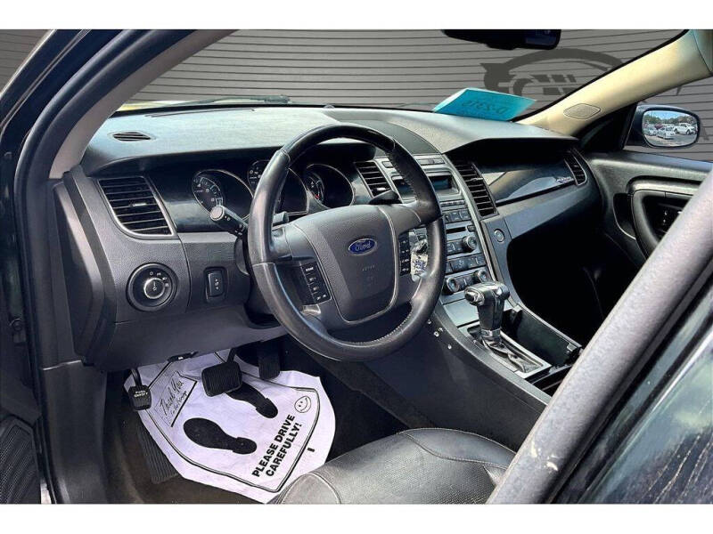2011 Ford Taurus Limited