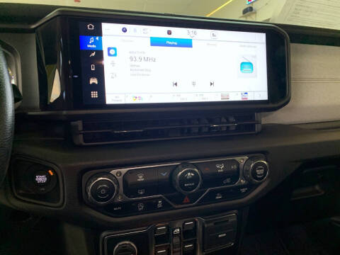 2024 Jeep Gladiator NightHawk