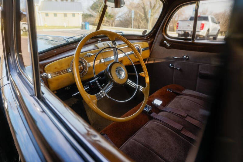 1939 Packard Super 8