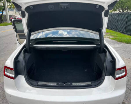 2017 Lincoln Continental Select