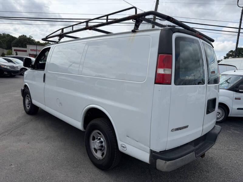2017 Chevrolet Express 2500