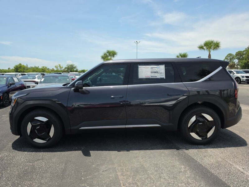 2026 Kia EV9 Light Long Range