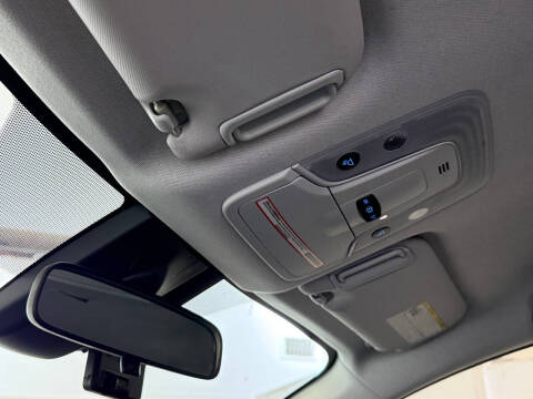 2019 Toyota Prius L Eco