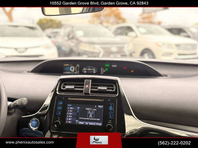 2016 Toyota Prius Two