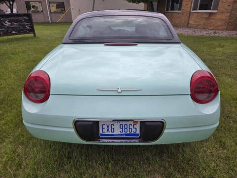 2004 Ford Thunderbird Deluxe