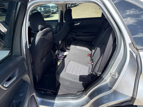 2020 Ford Edge SE