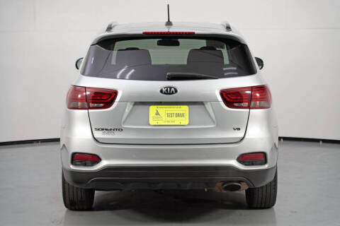 2020 Kia Sorento S V6