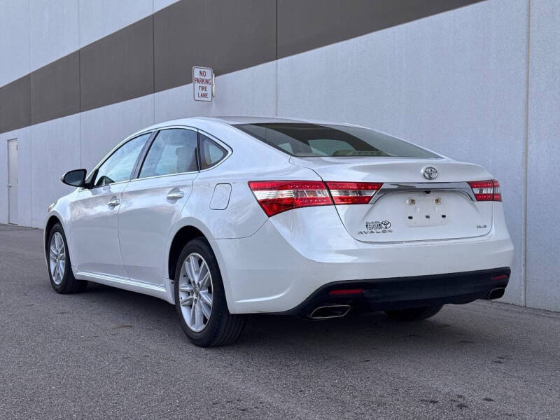 2013 Toyota Avalon XLE Premium