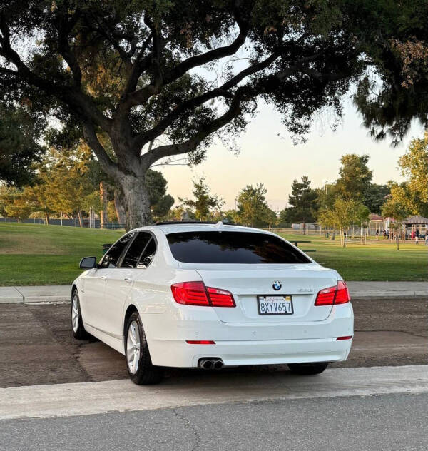 2013 BMW 5 Series 528i