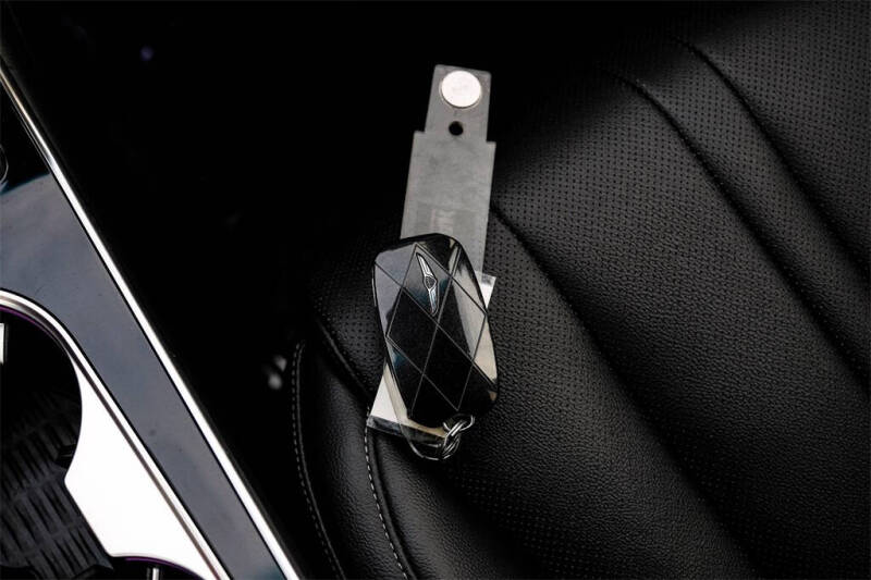 2025 Genesis GV80 2.5T Standard