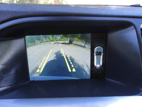 2015 Volvo V60 Cross Country T5 Platinum