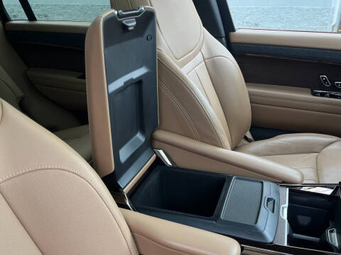 2024 Land Rover Range Rover Sport P360 SE