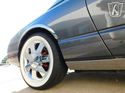 2003 Ford Thunderbird