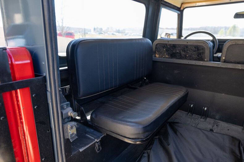 1983 Land Rover Santana