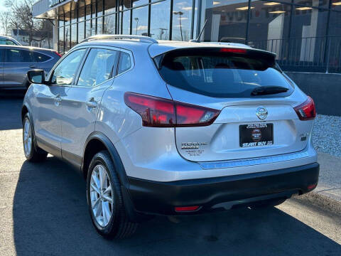 2017 Nissan Rogue Sport SV