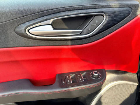 2020 Alfa Romeo Giulia Sport