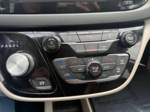 2018 Chrysler Pacifica Touring L