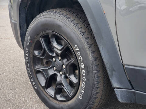 2019 Jeep Cherokee Trailhawk