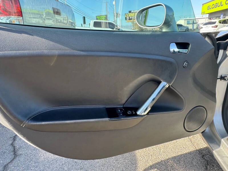 2009 Saturn SKY Red Line