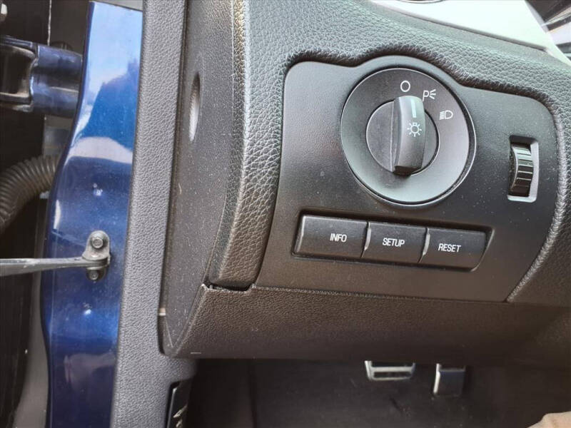 2012 Ford Mustang V6