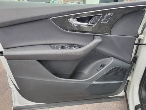 2022 Audi Q7 quattro Premium Plus 55 TFSI