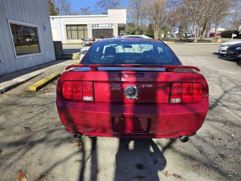 2005 Ford Mustang GT Premium