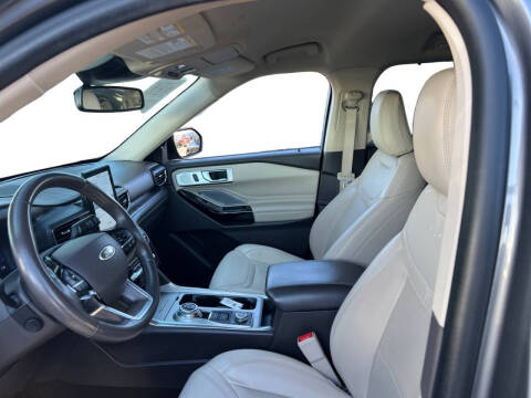 2022 Ford Explorer Platinum