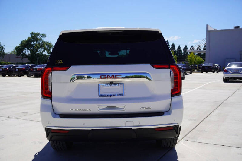 2023 GMC Yukon SLT