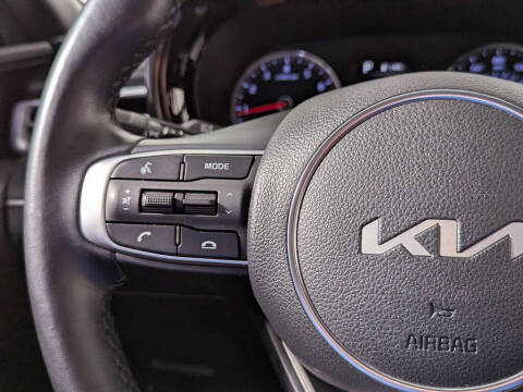 2023 Kia K5