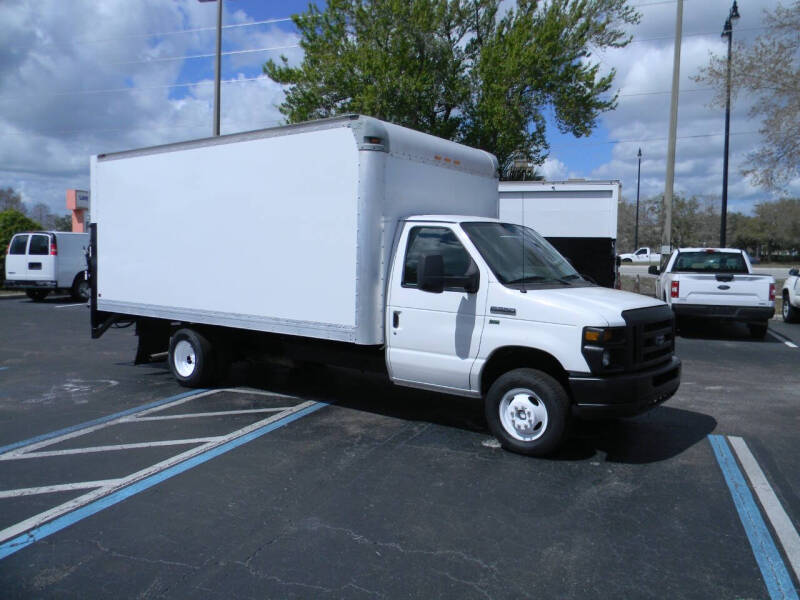 2016 Ford E-350