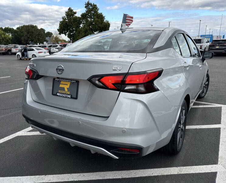 2021 Nissan Versa SV
