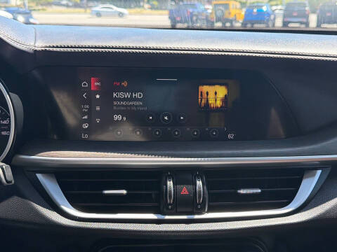 2022 Alfa Romeo Stelvio Ti