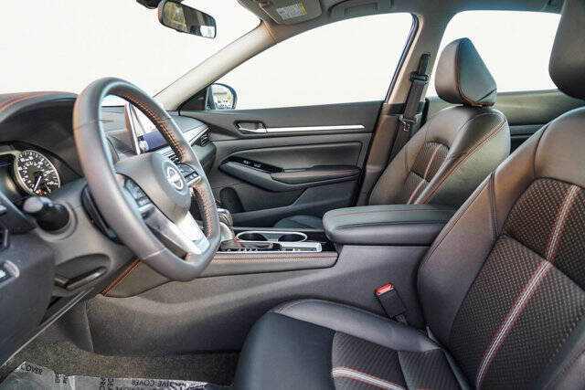 2025 Nissan Altima 2.5 SR