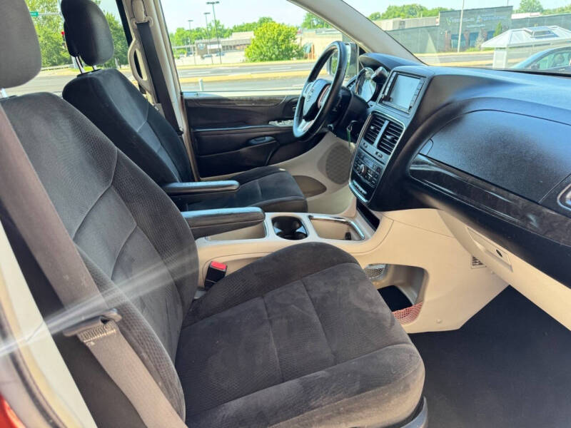2012 Dodge Grand Caravan Crew