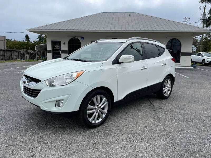 2012 Hyundai Tucson for sale at Supreme Motor Sports in North Fort Myers FL