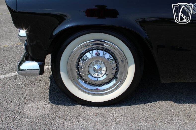 1956 Ford Thunderbird