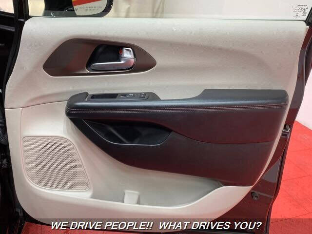 2018 Chrysler Pacifica Touring L