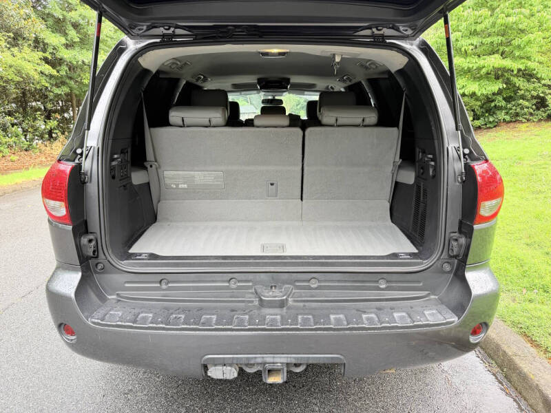 2015 Toyota Sequoia SR5