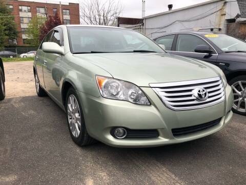 2008 Toyota Avalon for sale at OFIER AUTO SALES in Freeport NY