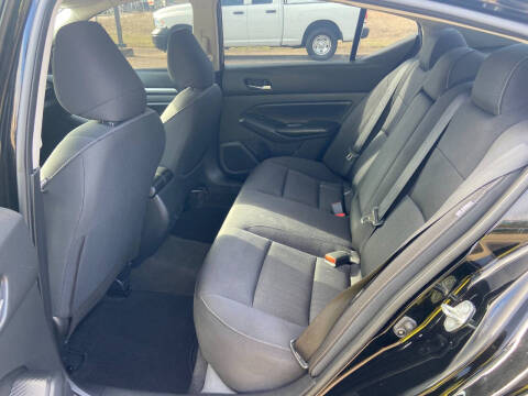 2022 Nissan Altima 2.5 SV