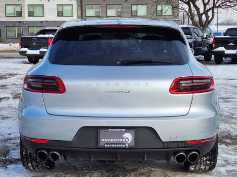 2018 Porsche Macan S