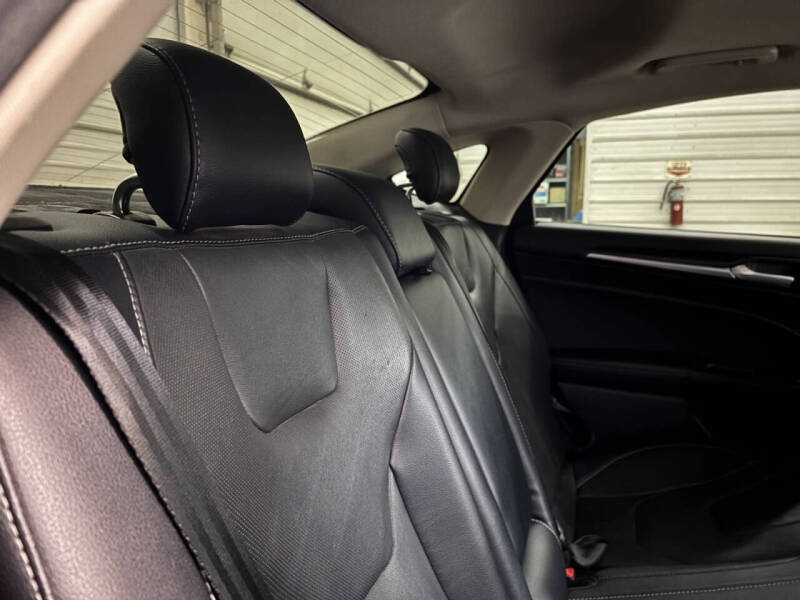 2020 Ford Fusion Titanium