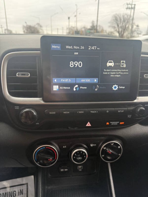 2021 Hyundai Venue SE