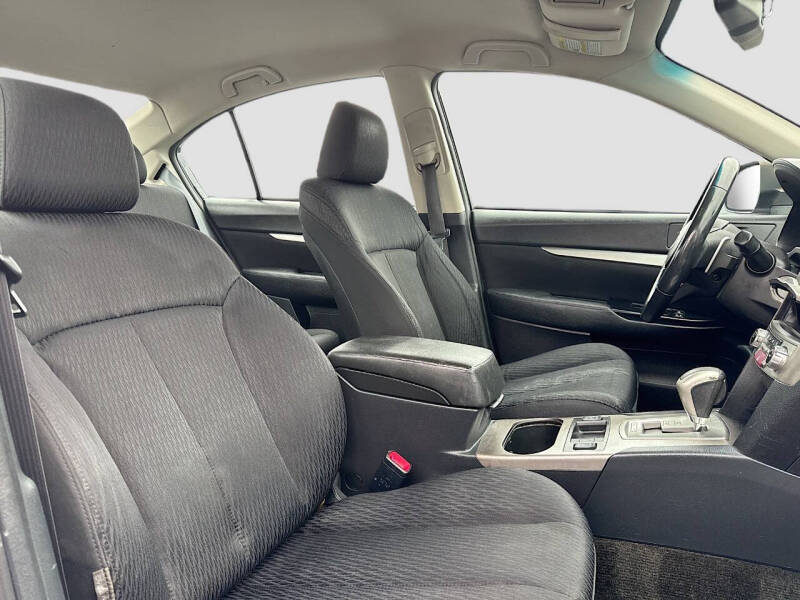 2011 Subaru Legacy 2.5i Premium