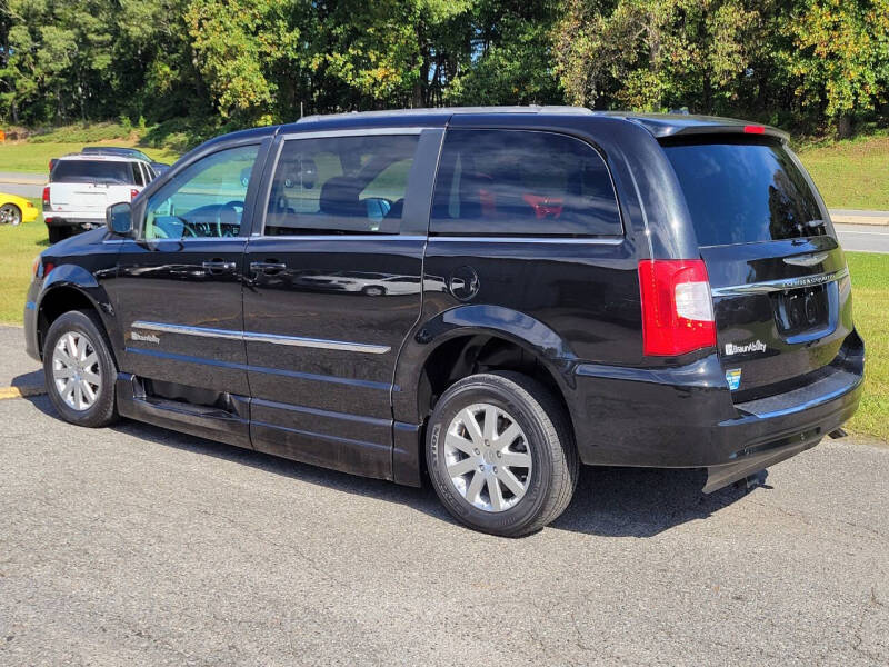2014 Chrysler WHEELCHAIR VAN